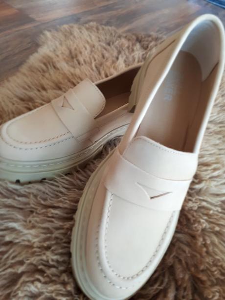 Kožené poltopanky bullboxer vel 41/42, 41