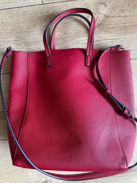 Mango kabelka, mango