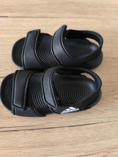 Čierne sandálky adidas, adidas,23