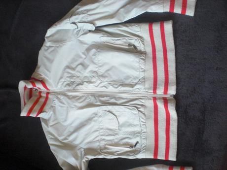 Prechodná vetrovka s pásmi, m