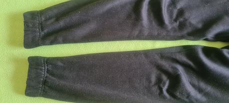 Čierne tepláky, 152