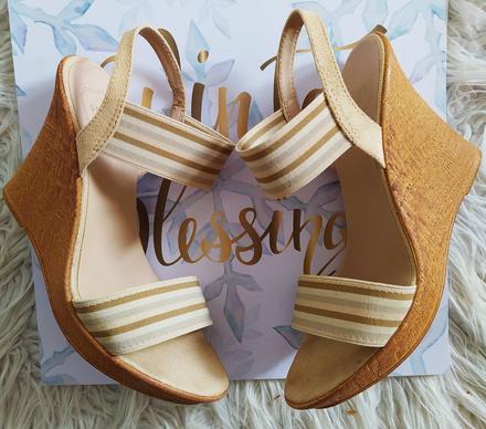 Sandále na platforme, 39