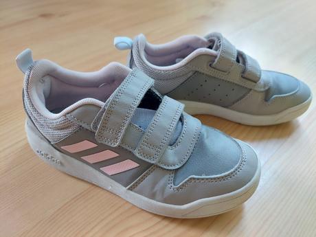 Tenisky, adidas,32