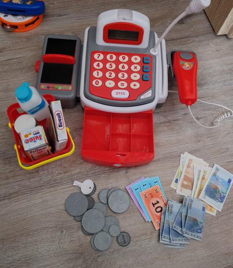 Pokladňa z príslušenstvom,