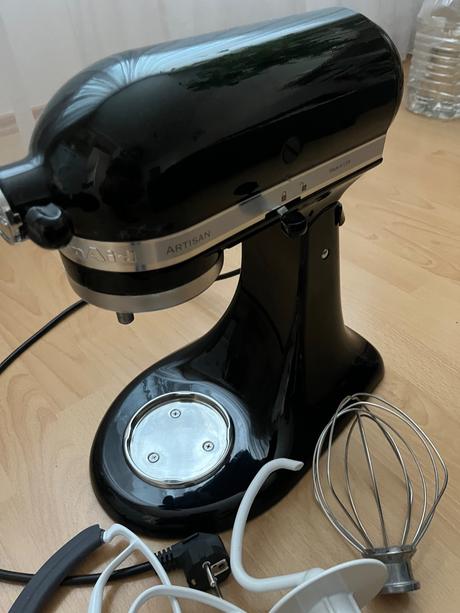 Kuchynsky robot kitchenaid, 