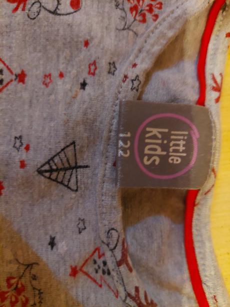 Vianočné šaty, 122