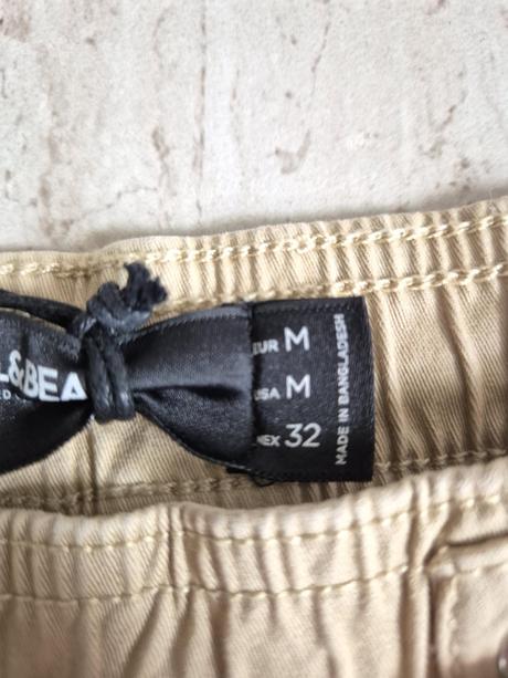 Nohavice, pull&bear,44