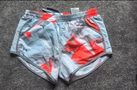 Sortky under armour, under armour,s