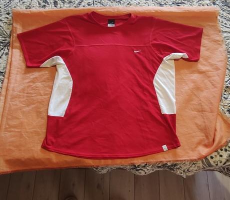 Športove nike l, nike,l