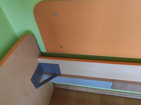 Posteľ 200 x 90 cm so zástenou, šírka (cm): 90,dĺžka (cm): 200