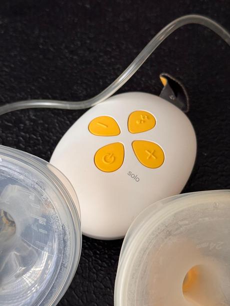 Odsávačka hands free medela single solo,