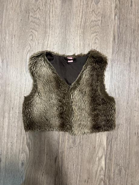 Chlpatá vesta, h&m,128