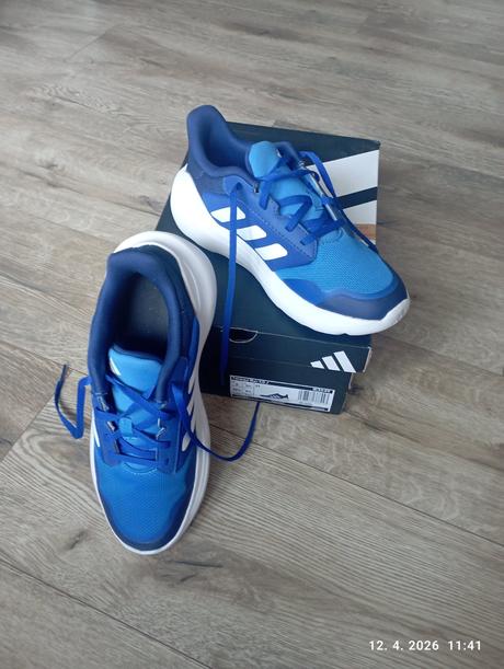 Tenisky s poštovným, adidas,38