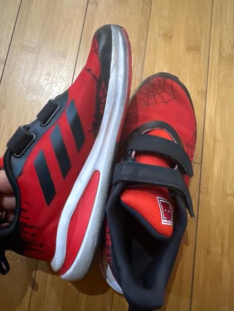 Tenisky spider man, adidas,37