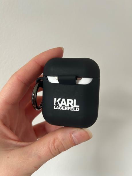 Puzdro karl lagerfeld na airpody 1/2, 