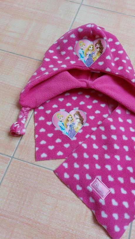 Čiapka a šal, disney,104