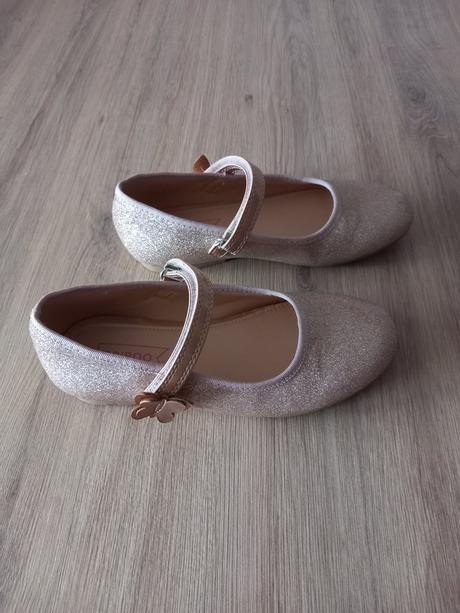 Balerinky friboo, 32