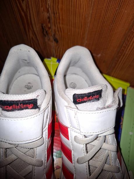 Botasky, adidas,37