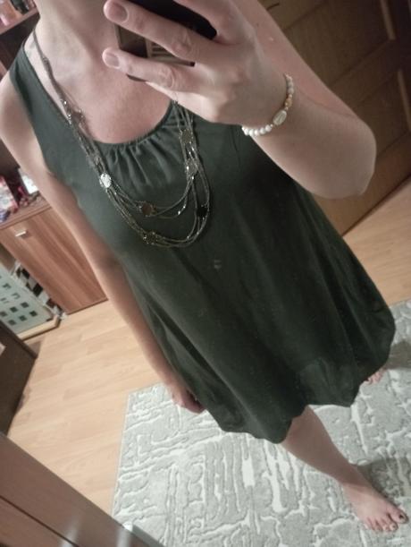 Šaty s retiazkou, camaieu,s