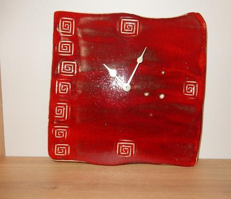 Keramické nástenné hodiny, 