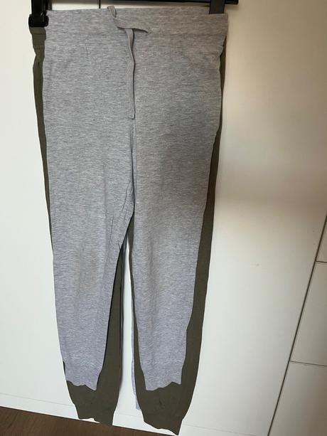 Tenké teplaky č.128, 2x č.140, h&m,128
