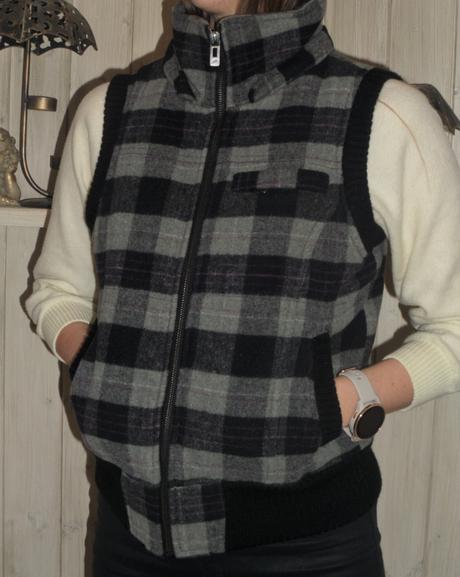 Káro teplá vesta, fishbone,xs