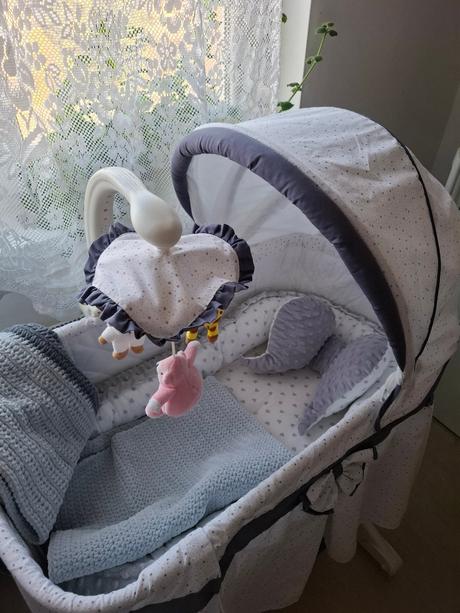 Kolíska, monitor dychu, váha, ohrievač mlieka,, šírka (cm): 40,dĺžka (cm): 80