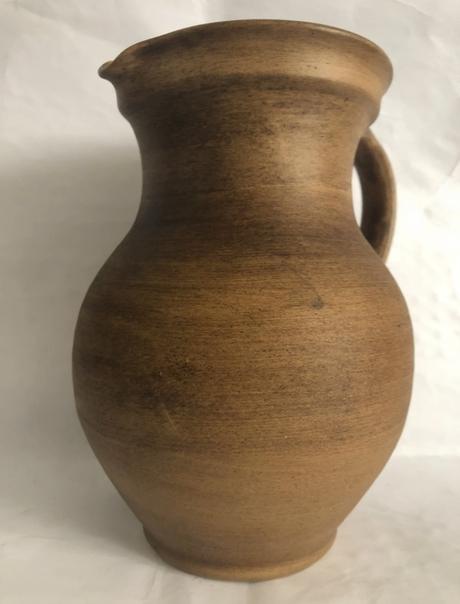 Znackovy keramicky dzban bez poskodeni 19 cm vyska, 