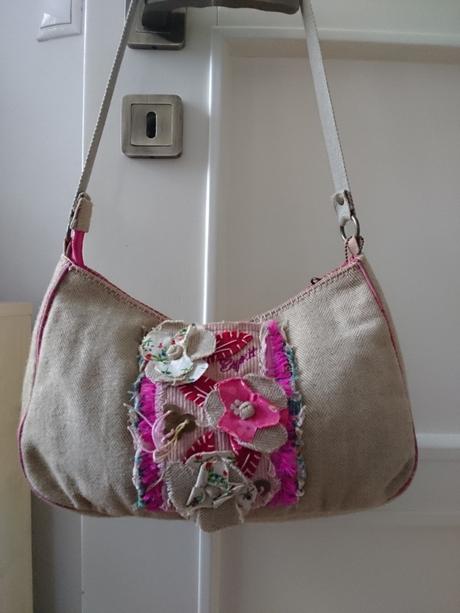 Esprit kabelka, esprit