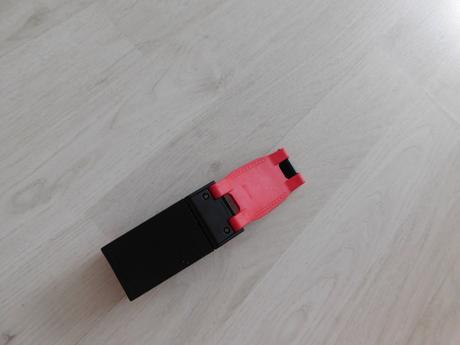 Drziak na mobil do auta, 