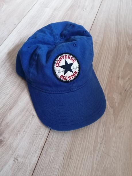 Šiltovka, converse,128