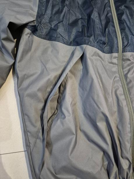 Nepremokavá bunda decathlon, decathlon,l