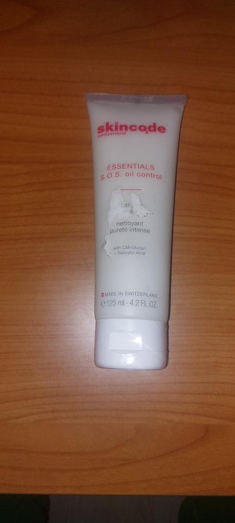 Čistiaci pletovy prípravok zn.skincode, 