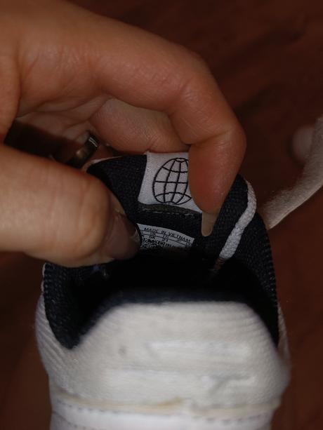 Adidas tenisky, adidas,21