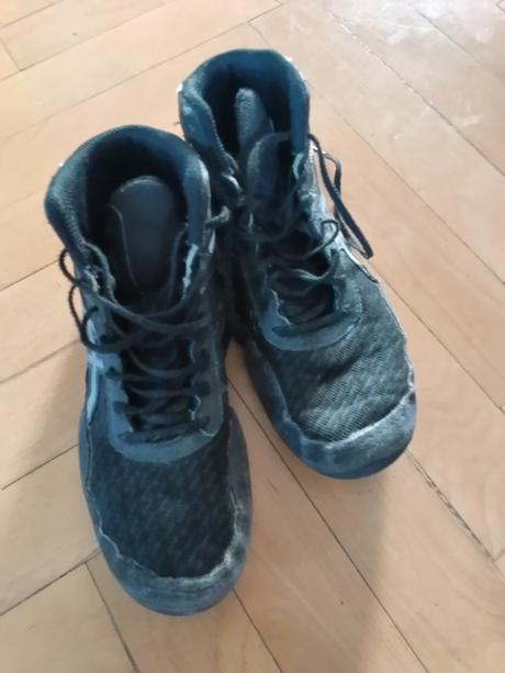 Zapasnicke topanky, asics,37