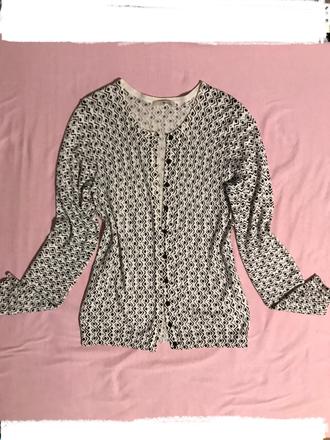 Kvalitný svetrík, tu,s