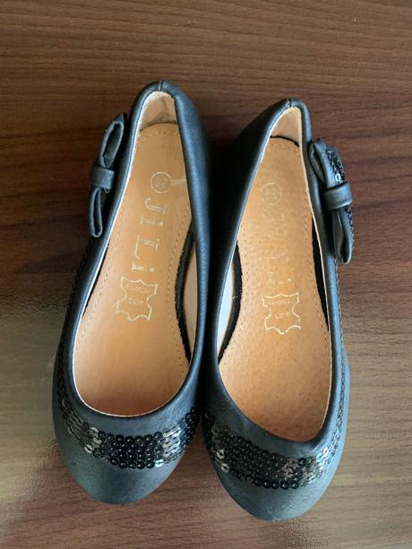 Balerinky znacky jili, 26