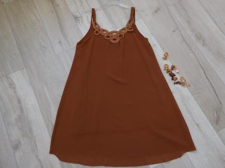 Šaty hnedé padavý materiál m/l, m