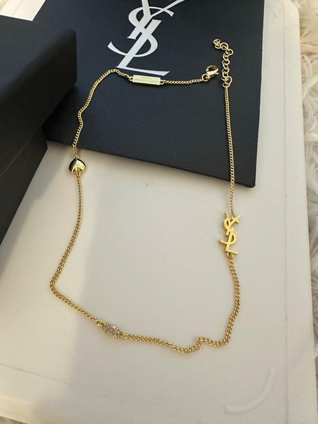 Novy nenoseny nahrdelnik na krk ysl, yves saint laurent