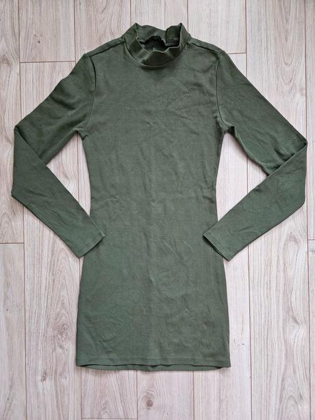 Šaty stradivarius s, stradivarius,s