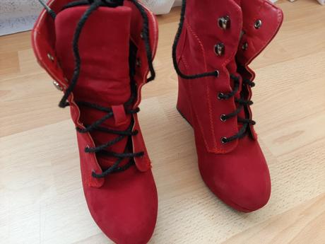Červené semišové členkové čižmy, 39
