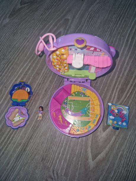 Polly pocket,
