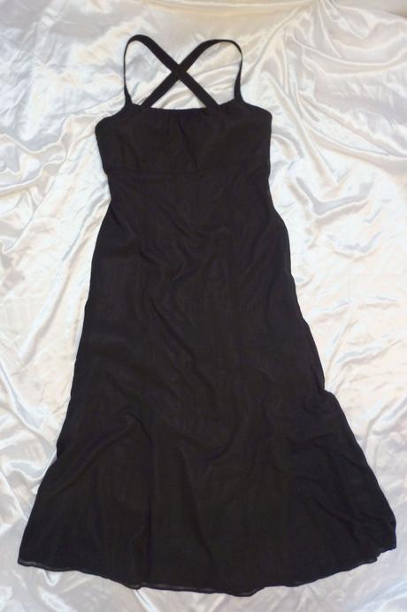 Luxusne pekne saty na slavnost, 40