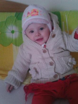 Teplúčky svetrík, f&f,68