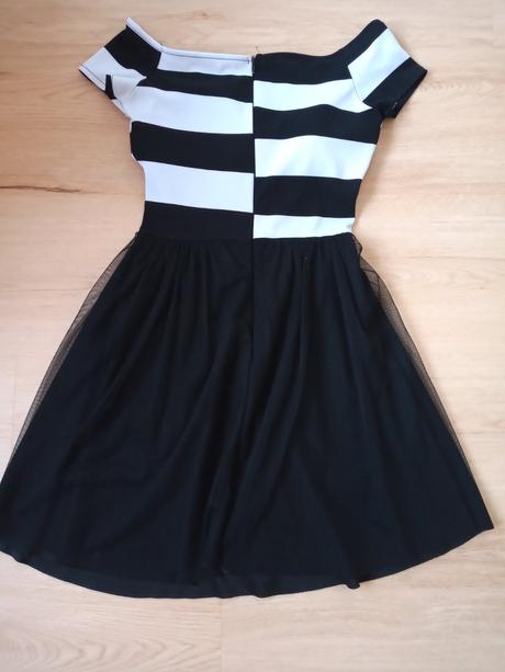 Čiernobiele elegantné šaty s tylovou sukňou, 36