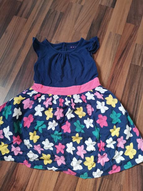 Šaty, cena spolu, 92