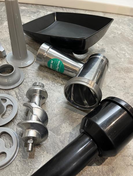 Mlynček na mäso bosch mfw67440 propower, bosch