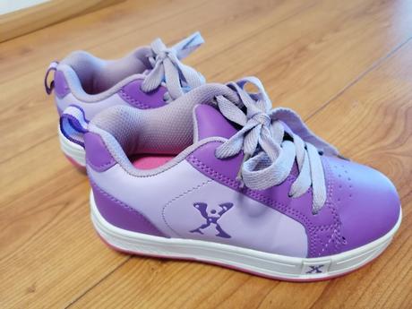 Tenisky s kolieskami, 31