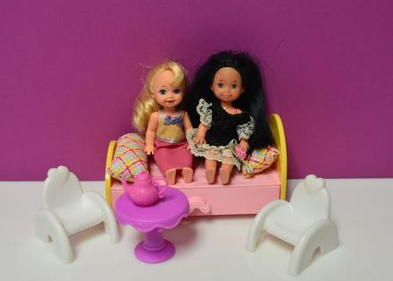 Barbie bábiky shelly, 