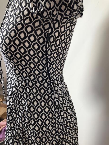 Dámske retro čiernobiele vzorované šaty, h&m,s